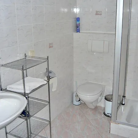 Lindlhof Apartment *