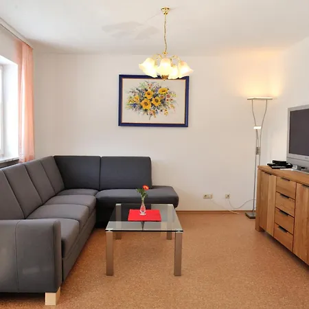Lindlhof Apartment *